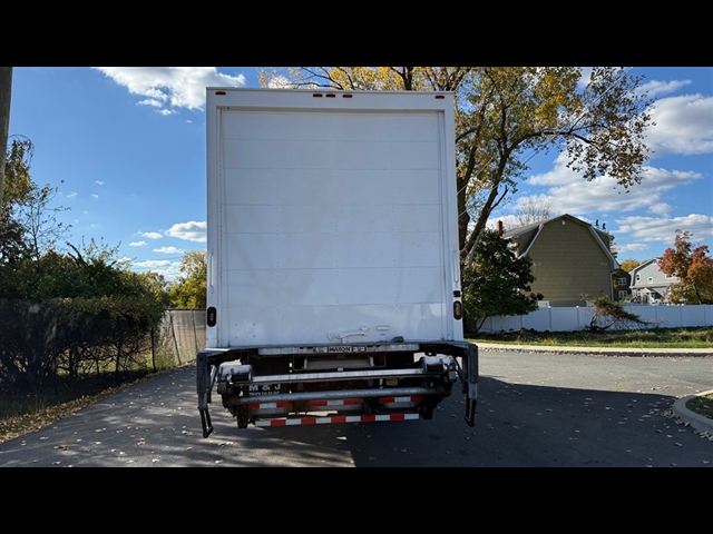 2019 Freightliner M2 / DRY Other:2925