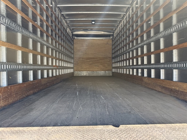 2023 Freightliner M2 / DRY:2989