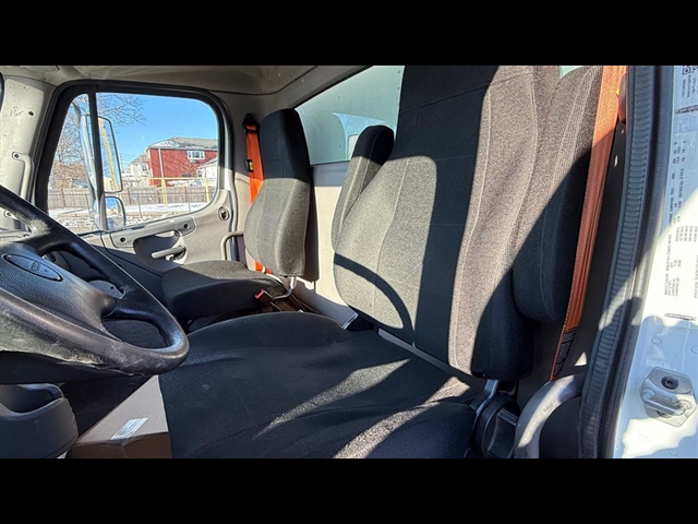 2019 Freightliner M2 / DRY:2949