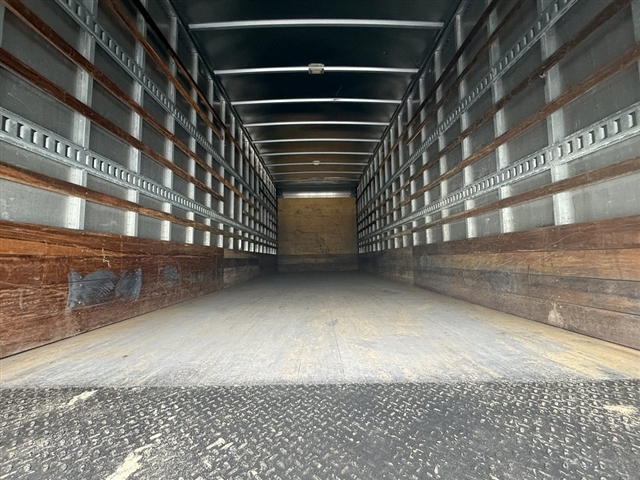 2021 Freightliner M2 / DRY:2985