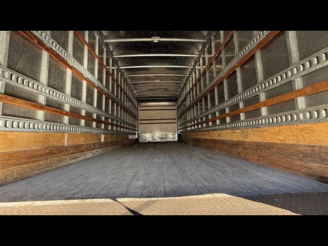 2019 Freightliner M2 / DRY Other:2925