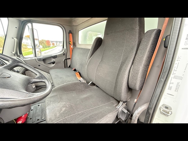 2019 Freightliner M2 / DRY:2950