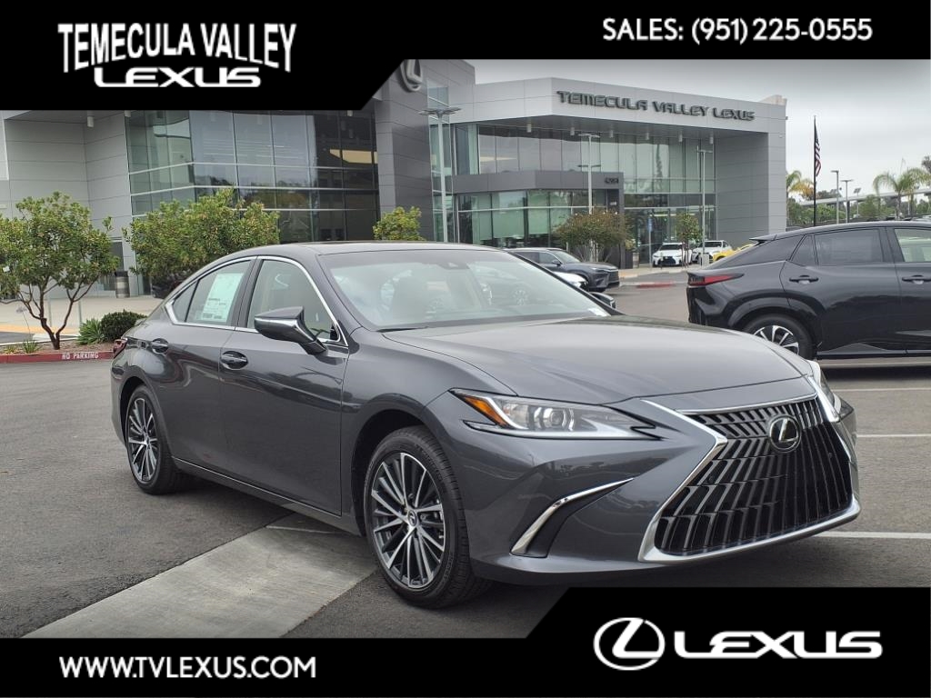 2025 Lexus ES 300h Base