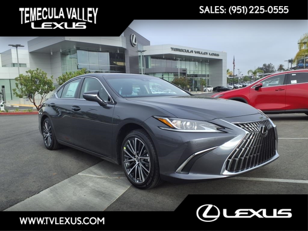 2025 Lexus ES 300h Base