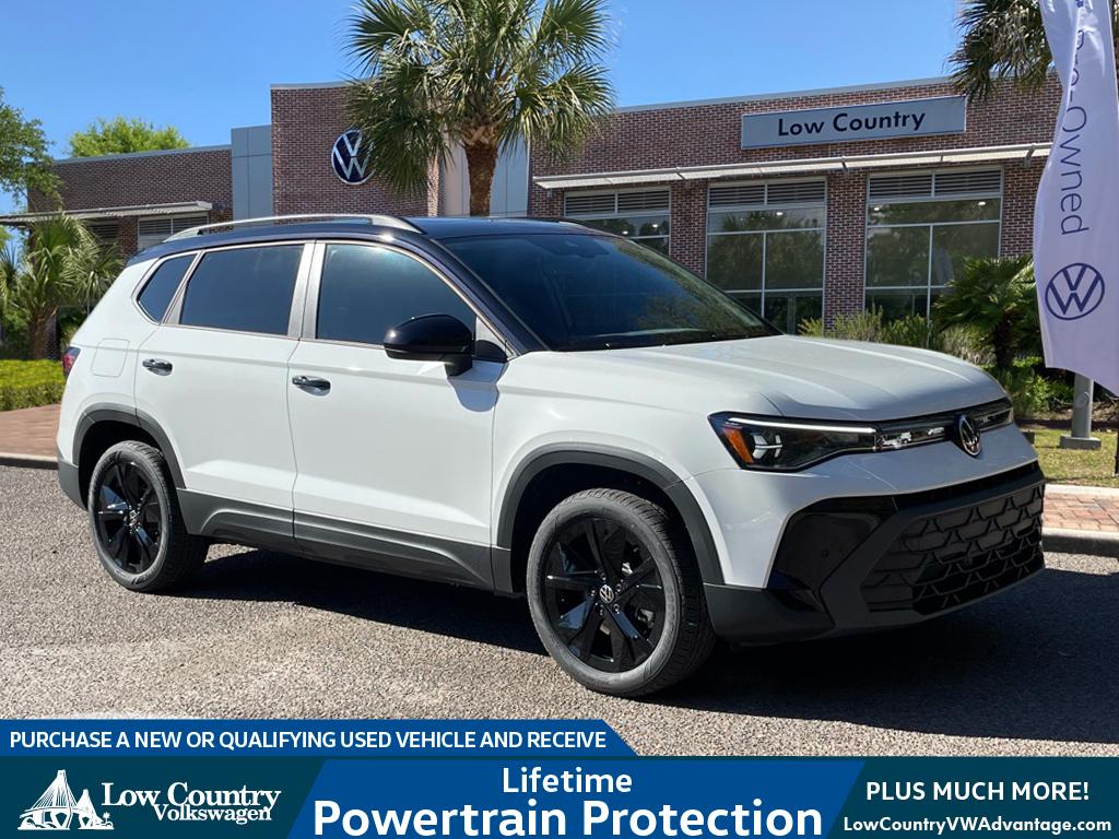 2026 Volkswagen Taos SE Black