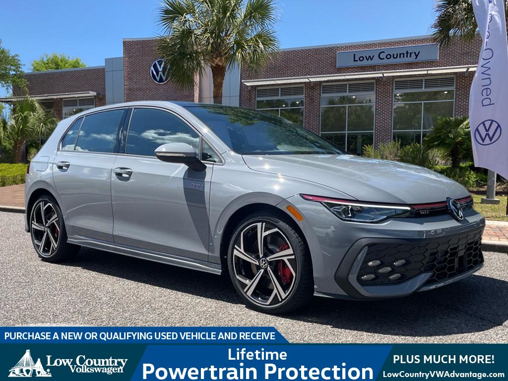 2025 Volkswagen Golf GTI SE