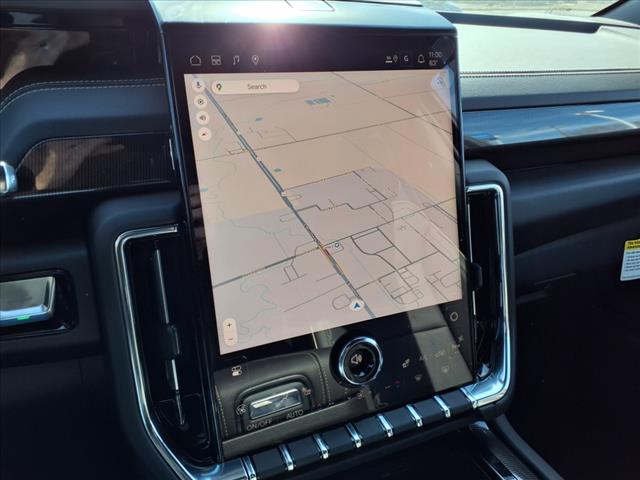 2025 GMC Yukon Elevation