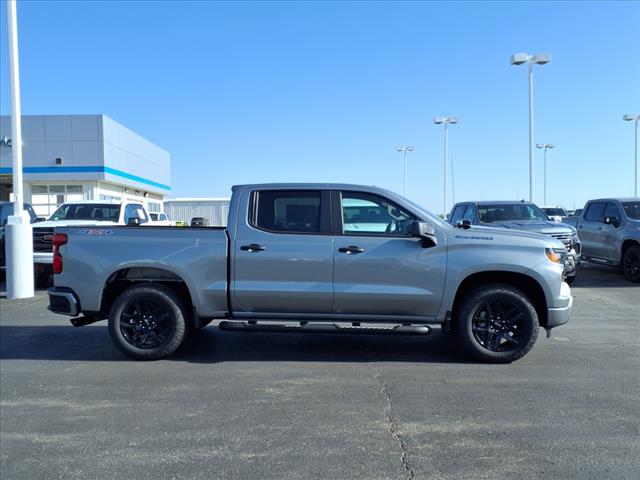 2025 Chevrolet Silverado 1500 Custom
