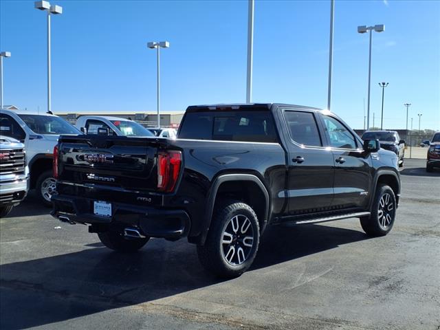 2025 GMC Sierra 1500 AT4