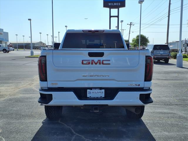 2024 GMC Sierra 2500HD AT4