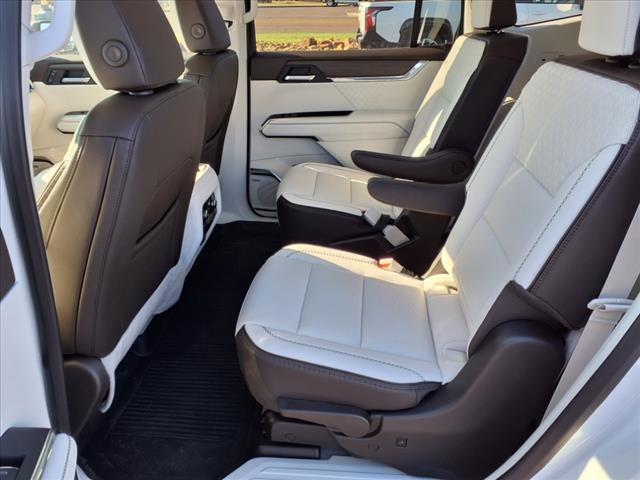 2025 GMC Acadia Denali