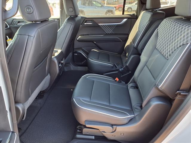 2025 GMC Acadia Denali