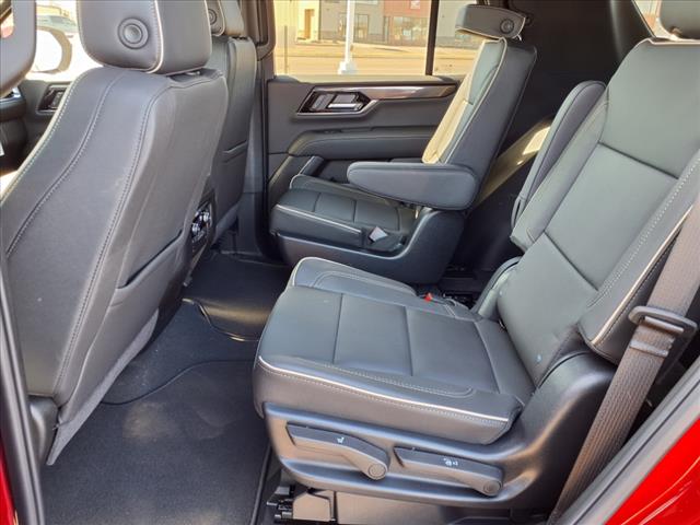 2025 GMC Yukon Elevation