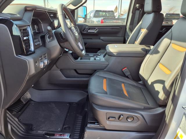 2025 GMC Sierra 2500HD AT4