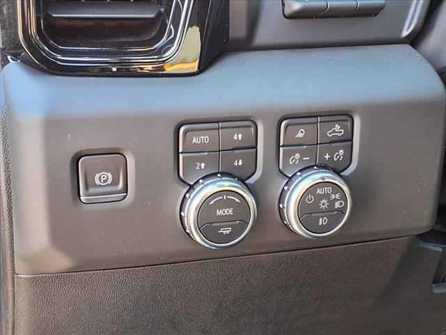 2025 GMC Sierra 2500HD AT4