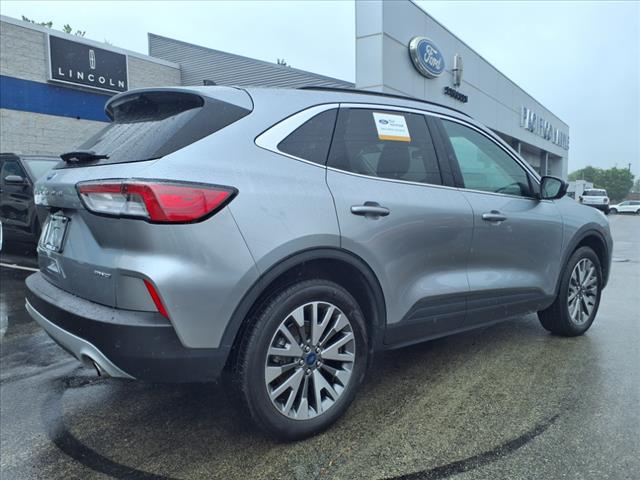 2022 Ford Escape Titanium