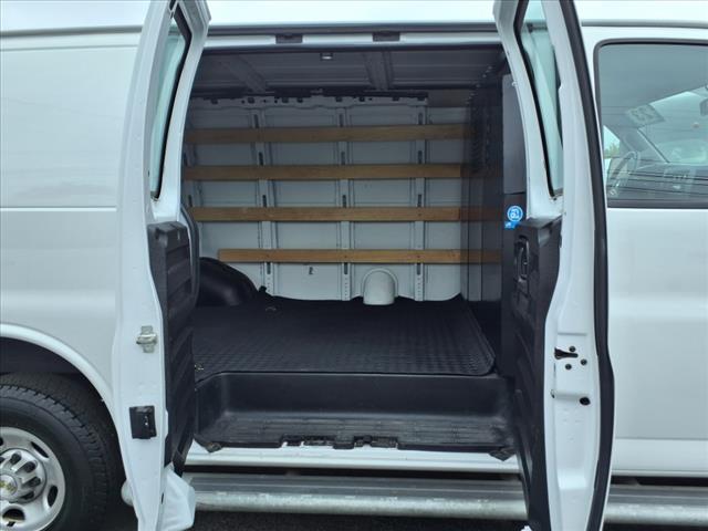 2023 Chevrolet Express 2500