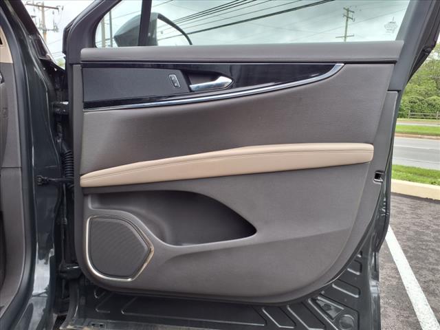 2022 Lincoln Nautilus Standard