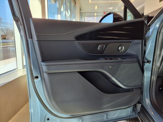 2025 Lincoln Nautilus Hybrid Reserve