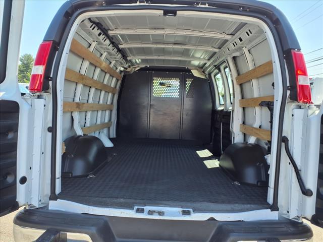 2023 Chevrolet Express 2500