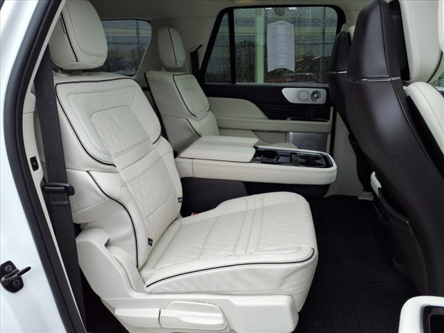 2024 Lincoln Navigator L Black Label
