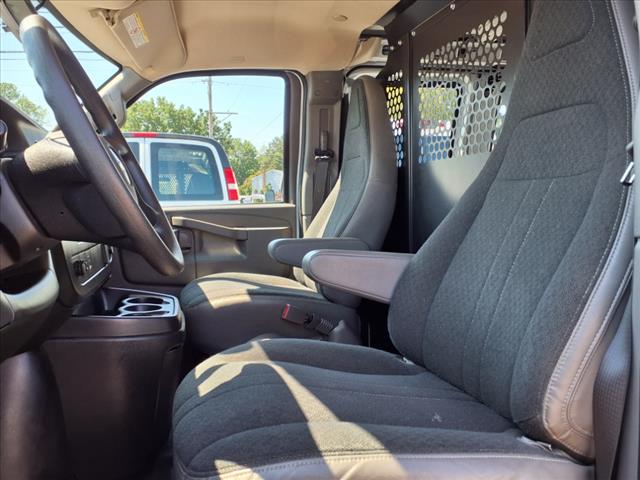 2023 Chevrolet Express 2500