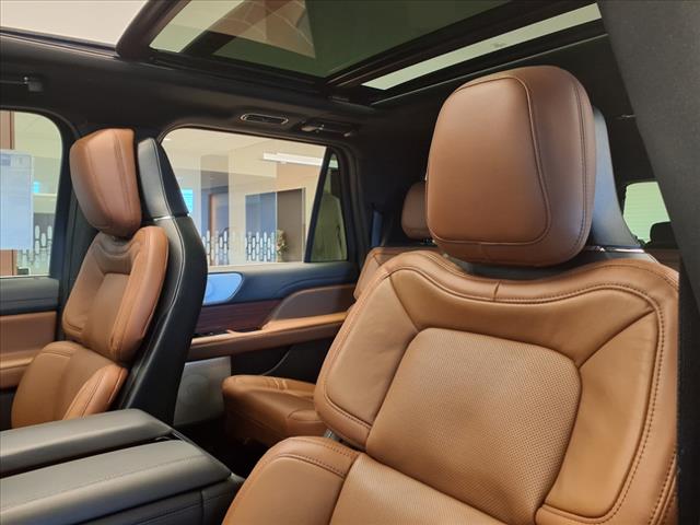 2024 Lincoln Navigator L Reserve