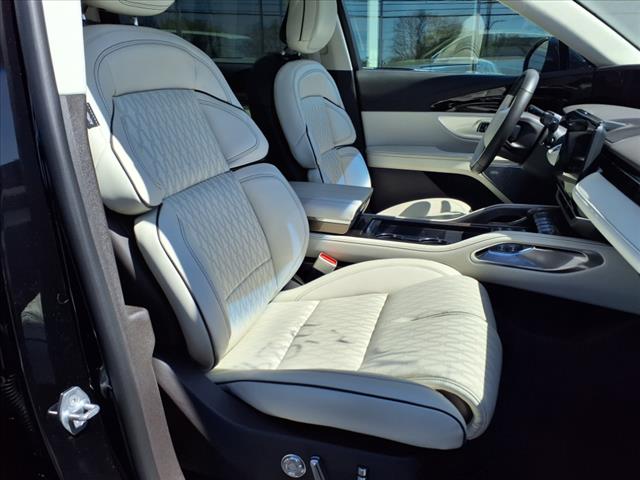 2024 Lincoln Nautilus Black Label