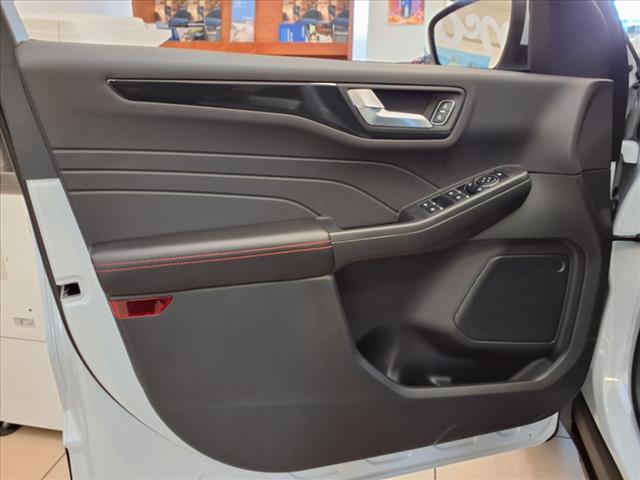 2025 Ford Escape Hybrid ST-Line Select