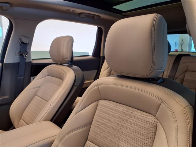 2025 Lincoln Nautilus Reserve