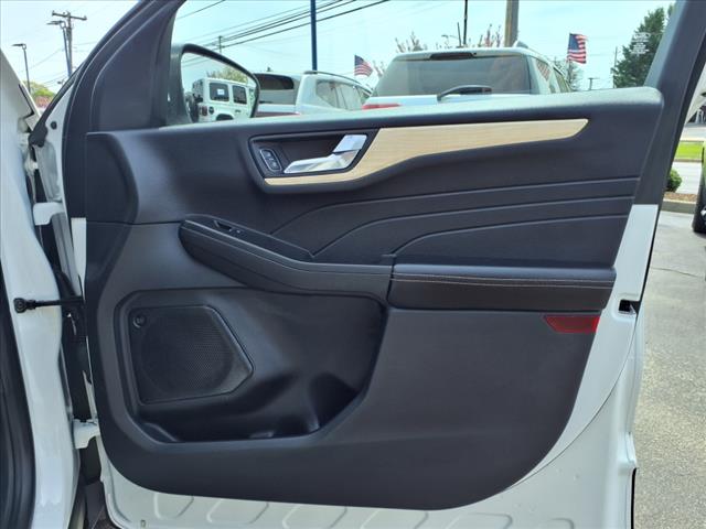 2021 Ford Escape Titanium
