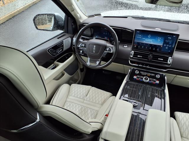 2024 Lincoln Navigator L Black Label