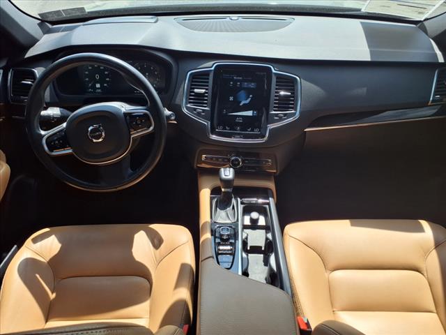 2019 Volvo XC90 T6 Momentum