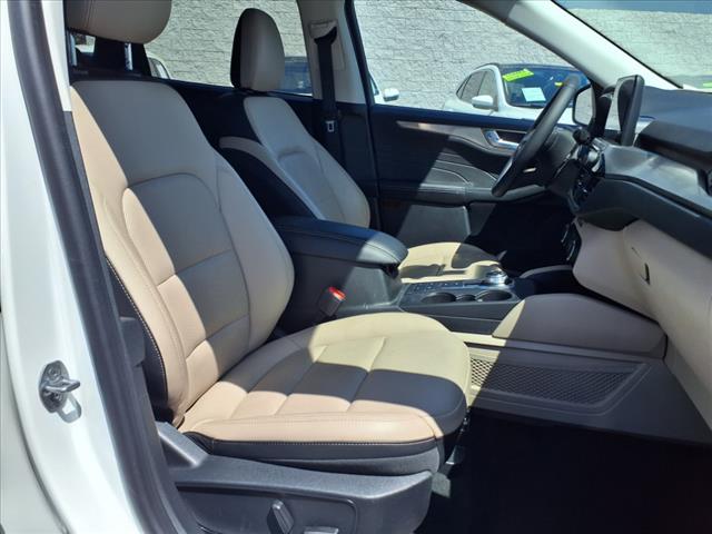 2021 Ford Escape Titanium