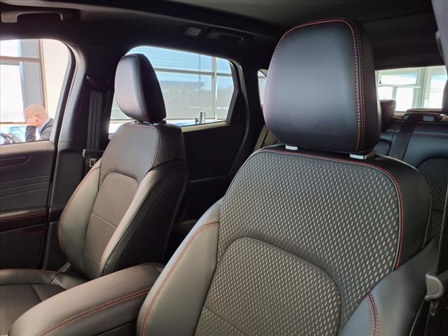 2025 Ford Escape Hybrid ST-Line Select