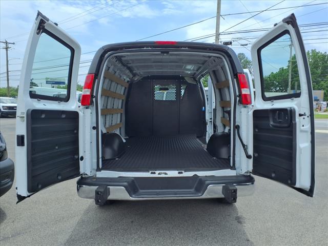 2023 GMC Savana 2500
