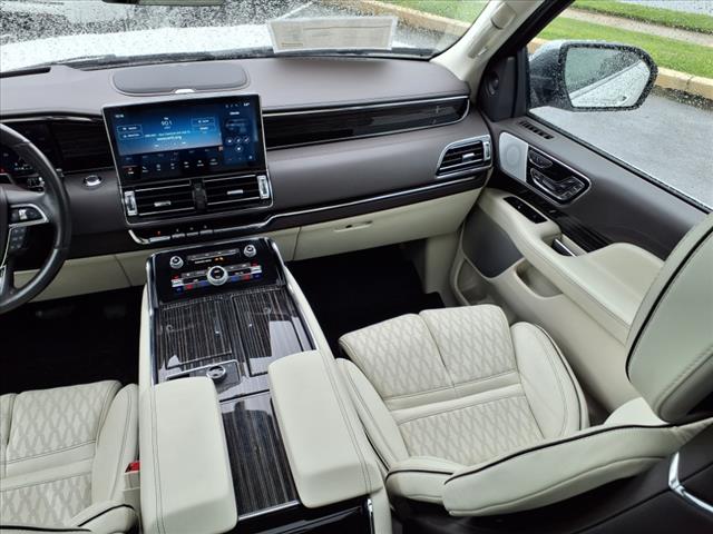 2024 Lincoln Navigator L Black Label