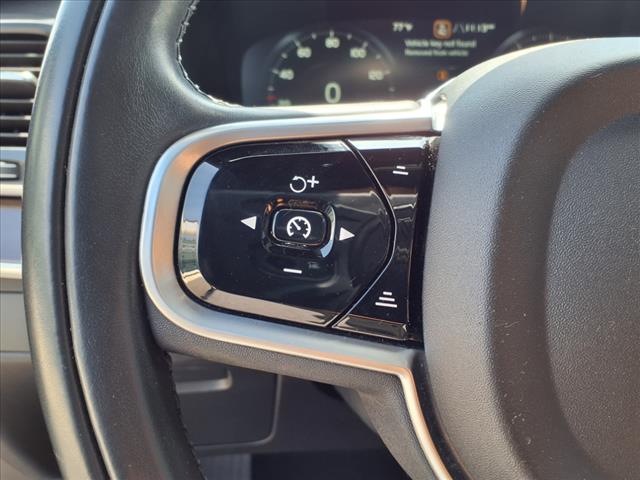 2019 Volvo XC90 T6 Momentum