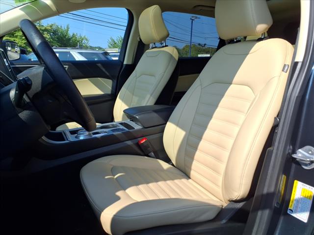2022 Ford Edge SEL