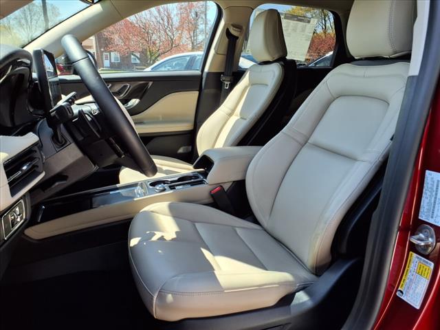 2025 Lincoln Corsair Premiere