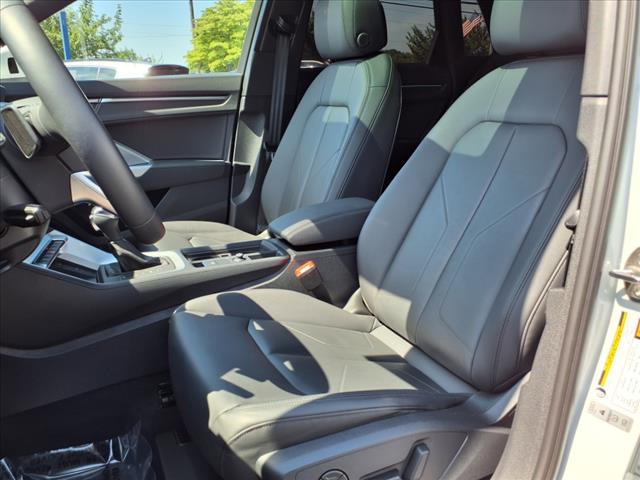 2024 Audi Q3 quattro S line Prem Plus 45 TFSI