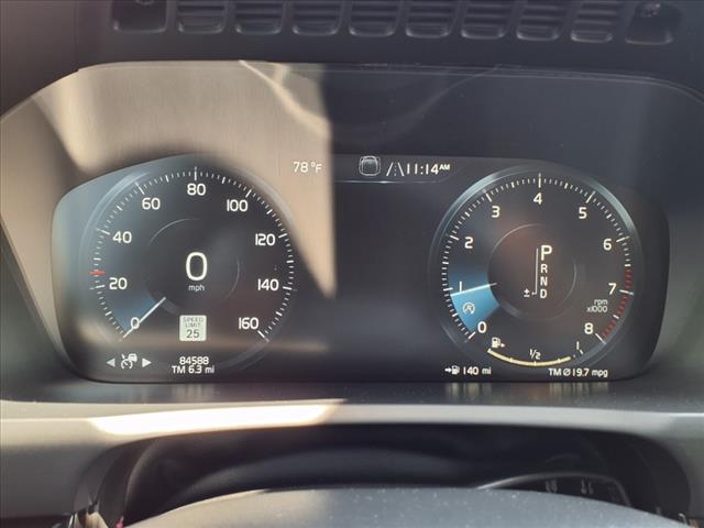2019 Volvo XC90 T6 Momentum