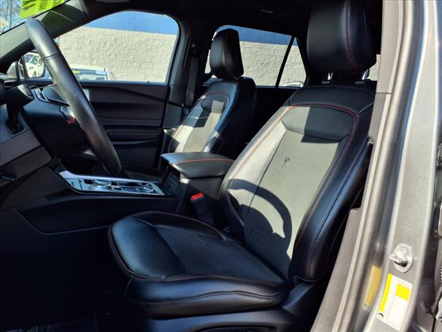 2023 Ford Explorer ST-Line