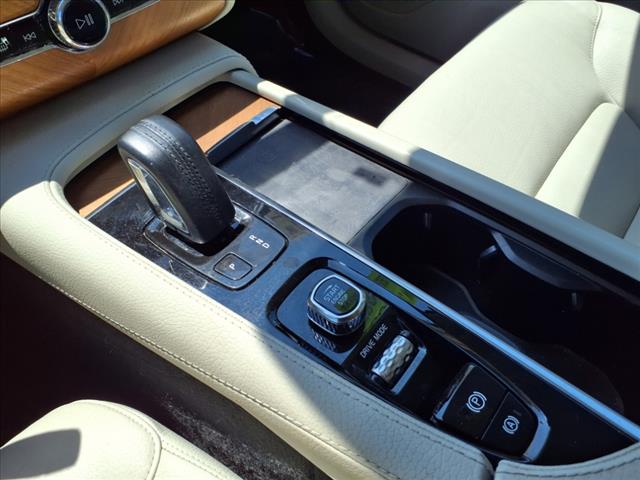 2021 Volvo XC90 Recharge T8 Inscription Expression 7P