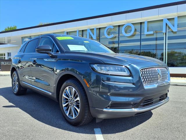 2022 Lincoln Nautilus Standard