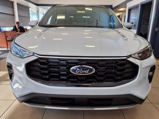 2025 Ford Escape Hybrid ST-Line Select