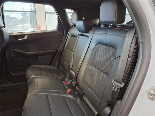2025 Ford Escape Hybrid ST-Line Select