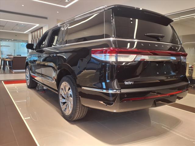 2024 Lincoln Navigator L Reserve