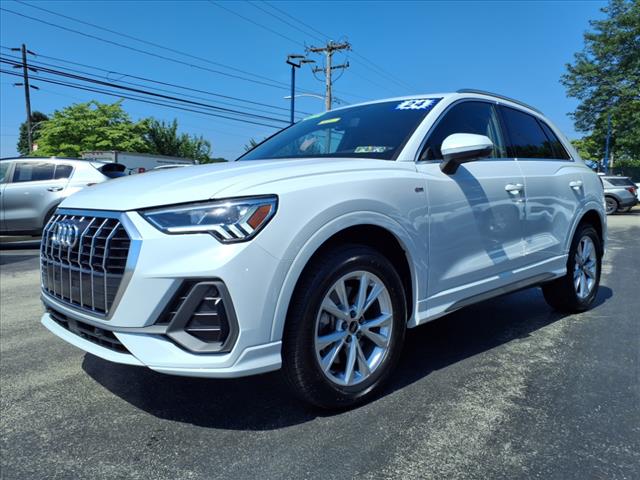 2024 Audi Q3 quattro S line Prem Plus 45 TFSI