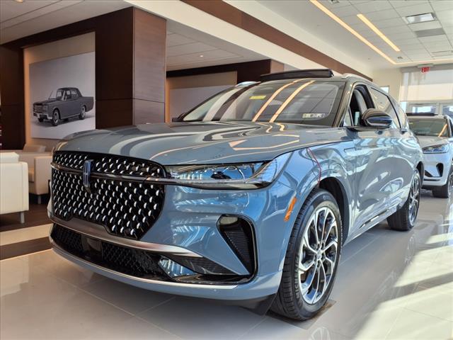 2025 Lincoln Nautilus Hybrid Reserve